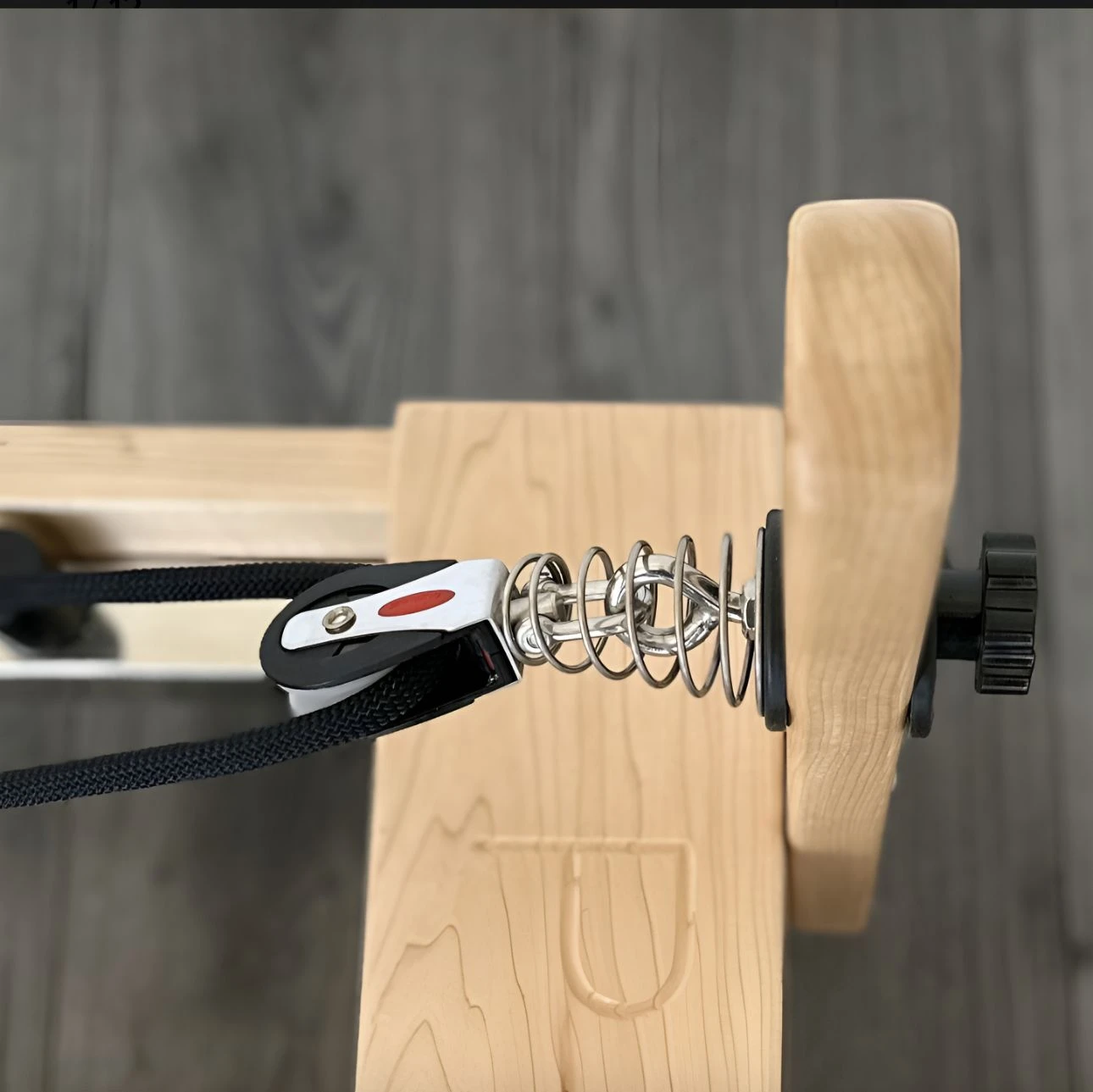 Cama Reformer Pilates Compacta Plegable Melocotón Chia - miniatura 4